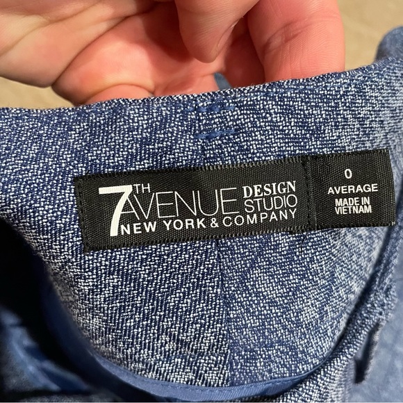 7th Avenue new York& company trousers blue size 0 inseam 30” - Picture 2 of 3